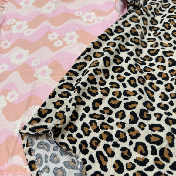 🍁3/$15 Pink Floral and Leopard Print T-Shirt Lot - Picture 3 of 6